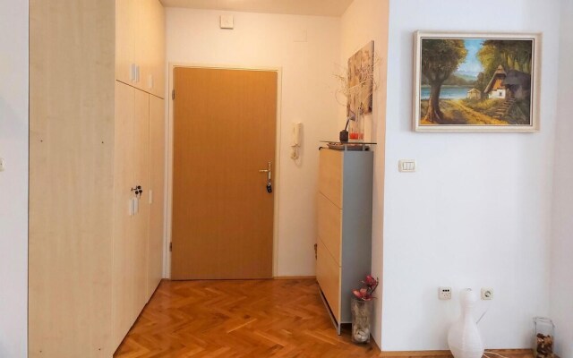Nice Apartment in Pula With Wifi and 1 Bedrooms