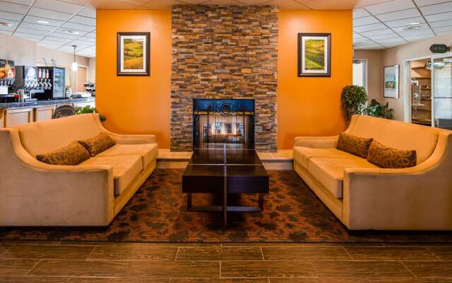Best Western Plus Caldwell Inn & Suites