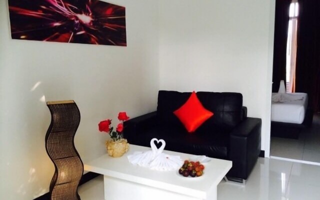 Lae Lay Suites