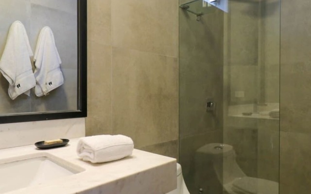 w Elegant Loft Near Boardwalk in Barranco
