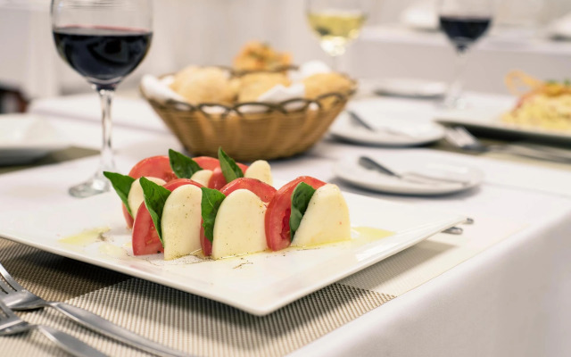 Inkari Suites Hotel