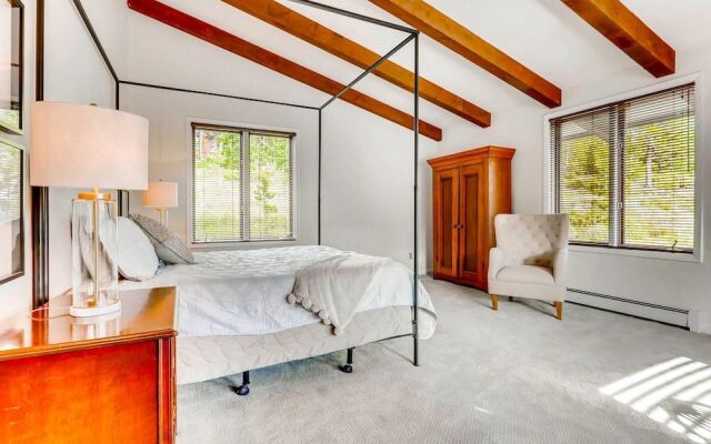 Mountain View Chalet