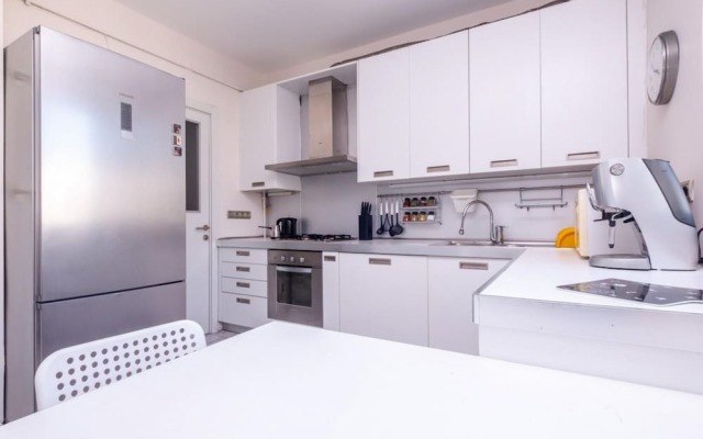 Fascinating Flat Near City s Mall With Terrace