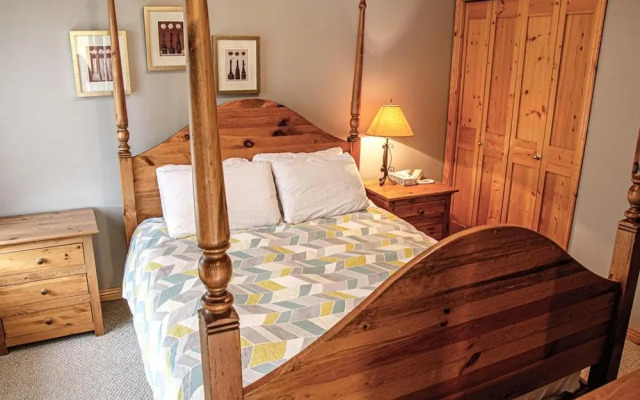 Crystal Forest #40 By Bear Country