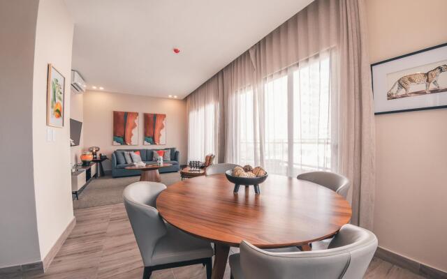 Breakfast Included at Regatta Living 302