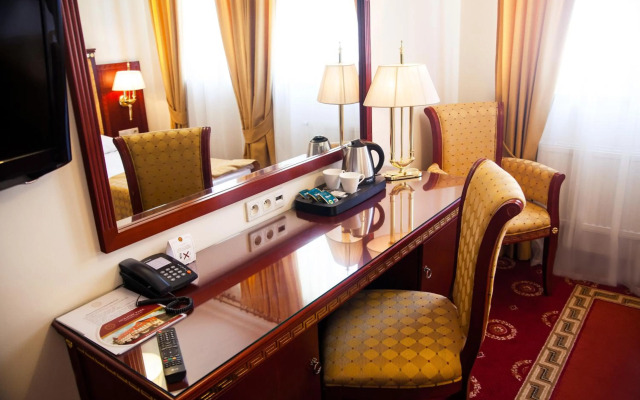 Hotel Holiday Park