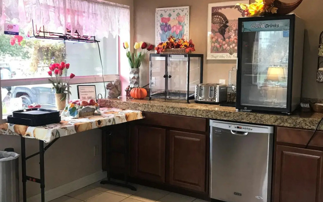 Tulip Inn