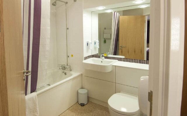 Premier Inn Manchester City (Piccadilly)