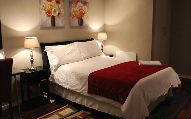 Tranquil House B&B @ 10 Berry St