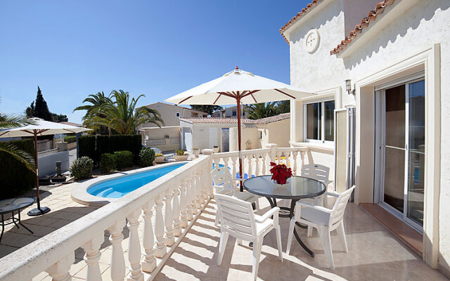 Ingy - Three Bedroom