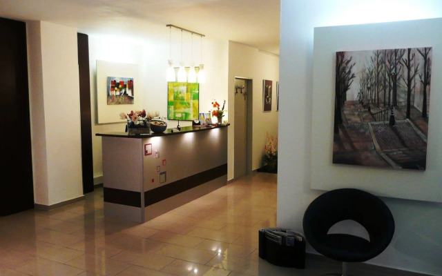 Hotel Stadt Hamburg am Fluss Saarbrücken