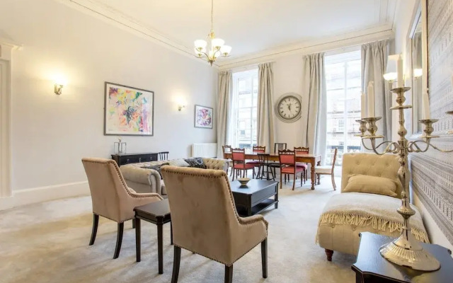 Huge Luxury Townhouse in the City Centre