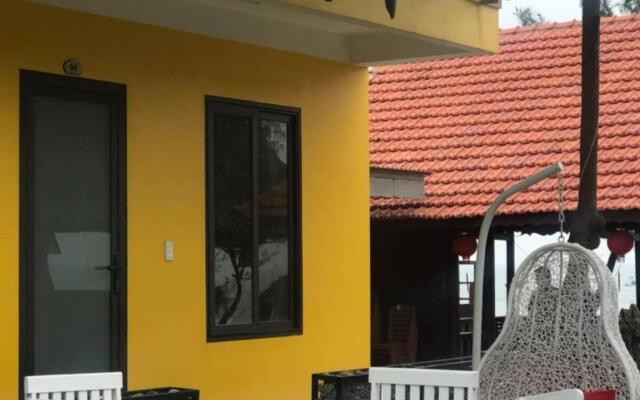 Nana Lee Homestay & Restaurant