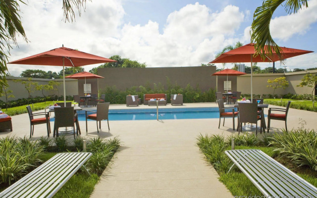 Courtyard by Marriott Panama Metromall