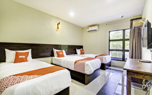 OYO 89960 Manjung Inn Hotel