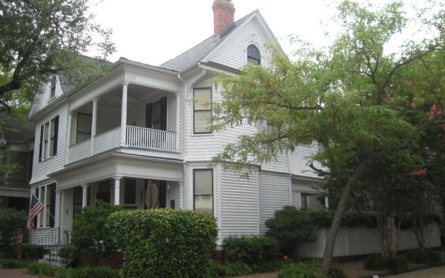 The Mermaids' Porch Bed and Breakfast
