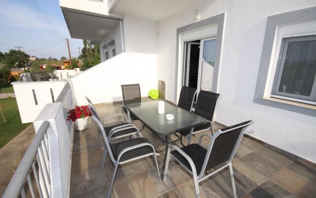 Zephyros Family Apartments 2
