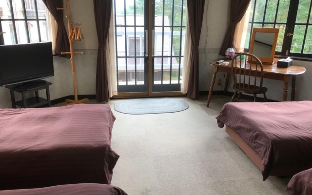 Pension Marionette – Guest Rooms – Hokuto