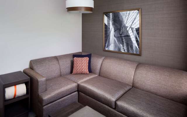 Hyatt Place Poughkeepsie / Hudson Valley