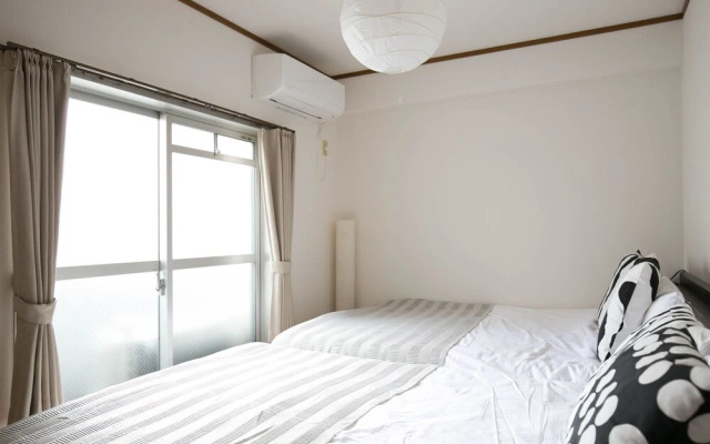 Hakata Apartment 8B