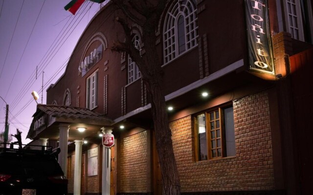 Tonito Hotel