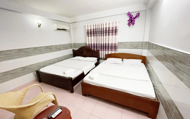 Huy Hoang Hotel – Guest Rooms – Ho Chi Minh City