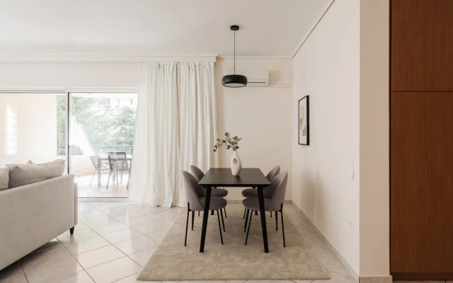 Top-Class 2BR Apartment in Marousi