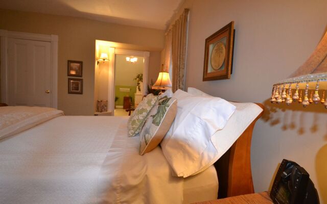 The Briarwood B&B