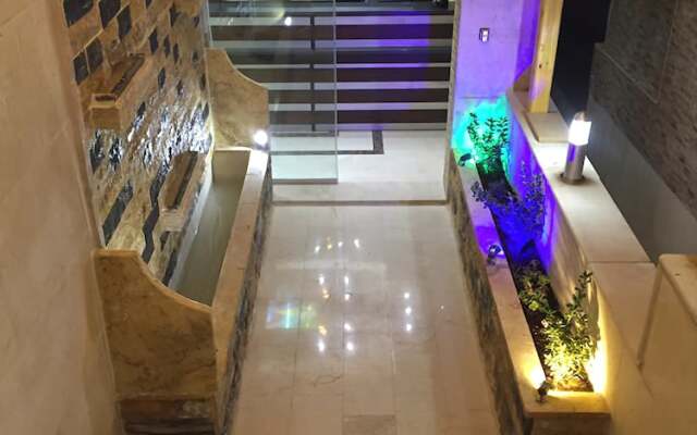 Al Haneen Hotel