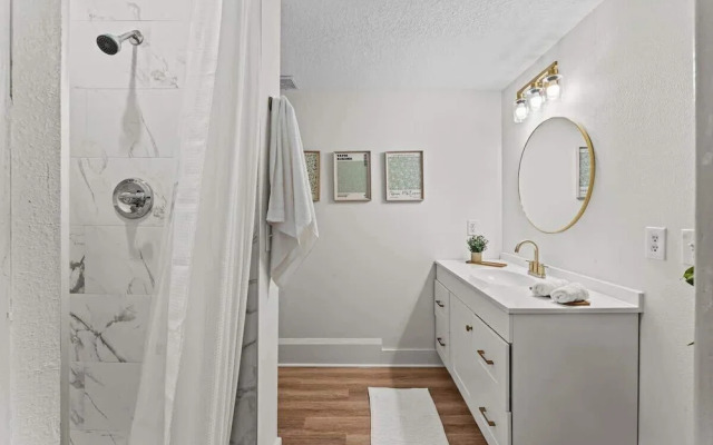 304 Lakeshore - Unit 1 and 2