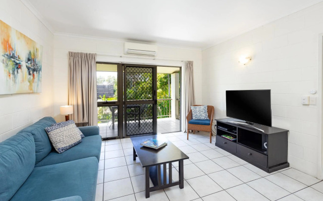 Clifton Sands Holiday Apartments