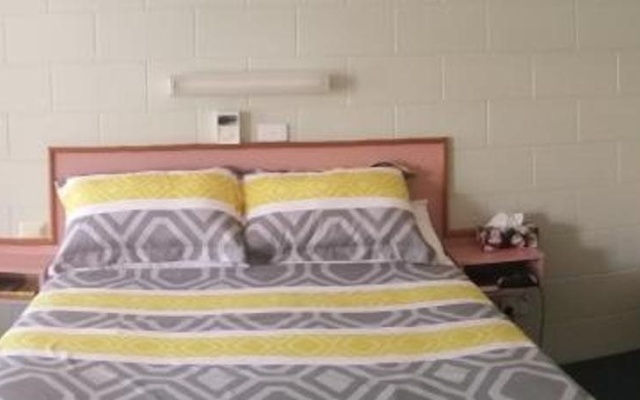 Yungaburra Park Motel – Guest Rooms – Yungaburra