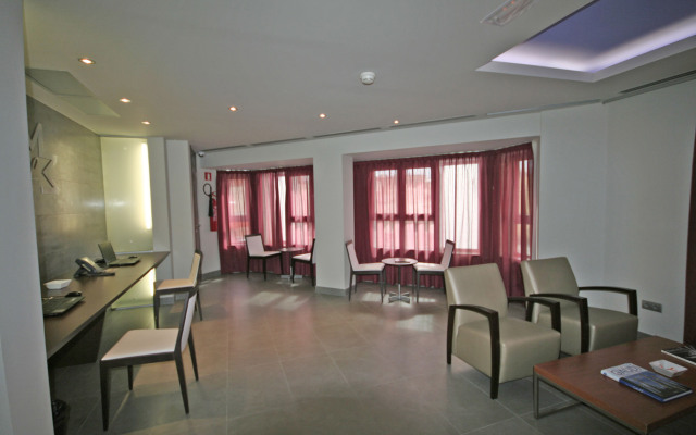 Hotel Madanis Liceo