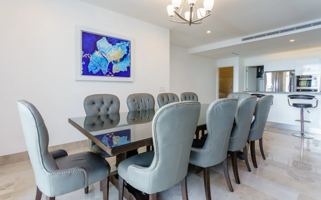 Aldea Thai Brisa De Mar