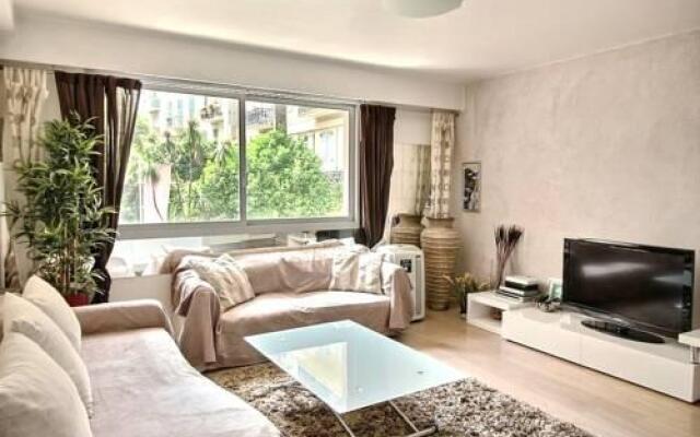 Appartement Standing a 50m de la mer