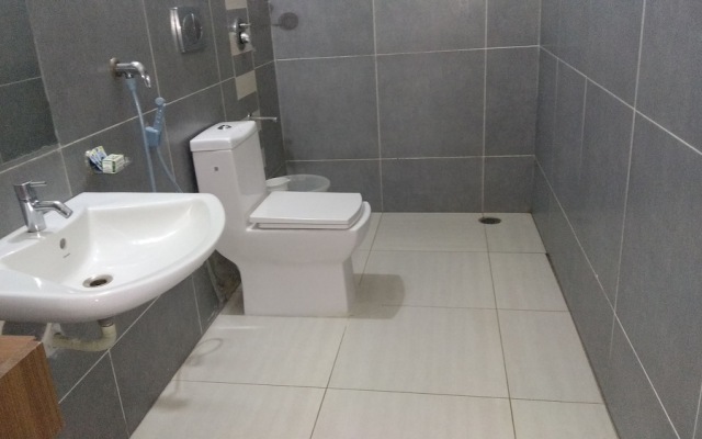 Hotel Pearl Residency