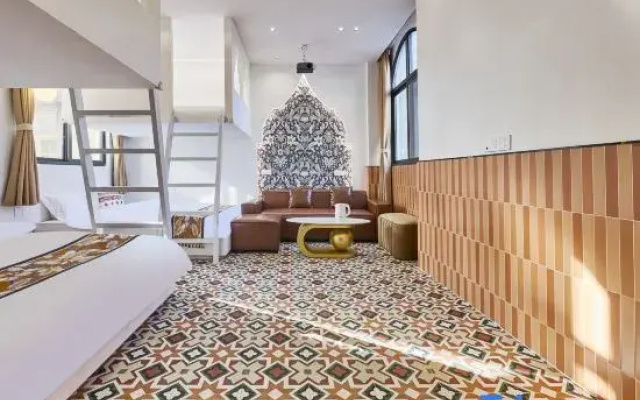 Huatang·Morocco Homestay (Chaozhou Ancient City Paifang Street)