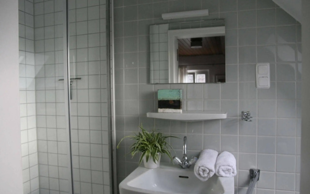 RheinRiver Guesthouse - Direkt am Rhein