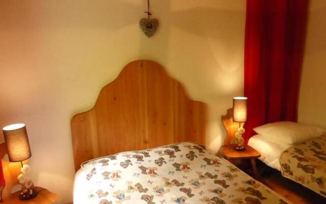 Chalet Arêches-Beaufort, 5 pièces, 14 personnes - FR-1-342-239