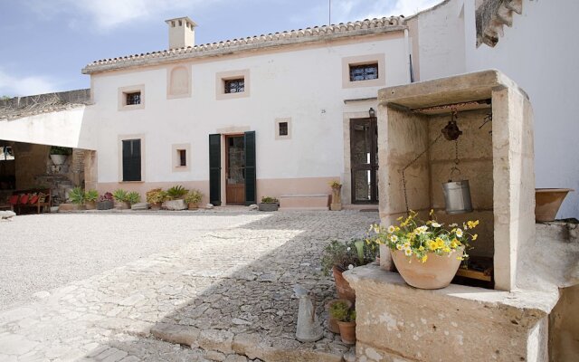 Rural House Finca Castellitx