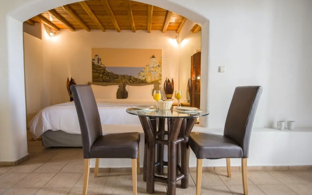 Mykonos Psarrou villa for 18 persons by VillaRentalsgr