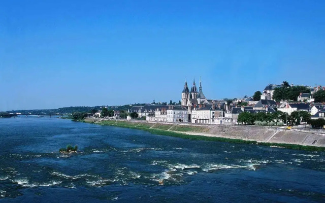 Hotelf1 Blois Nord