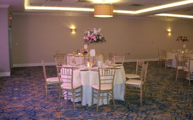 Crowne Plaza Pittsburgh South