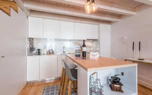 GuestReady - Ladder Mezz