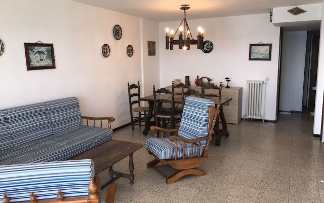 Apartamento Europalace 84