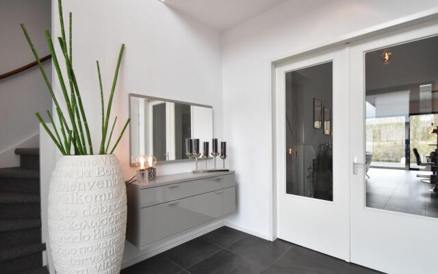 Modern Villa with Jacuzzi and Sauna in Harderwijk Flevoland