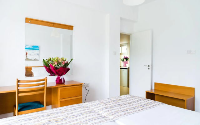 Helios Bay Hotel Apartments