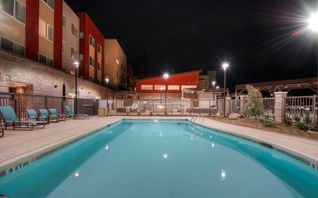 Fairfield Inn and Suites by Marriott Charlotte Airport