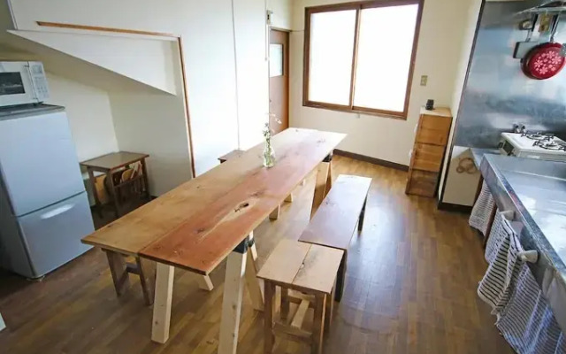 KUSHIRO GUESTHOUSE COOK A DOODLE DOO - Hostel