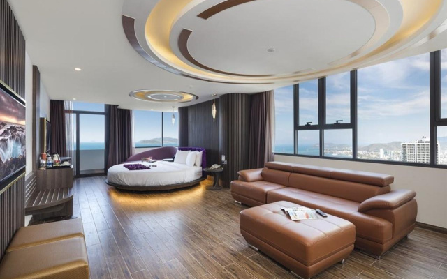 V Hotel Nha Trang